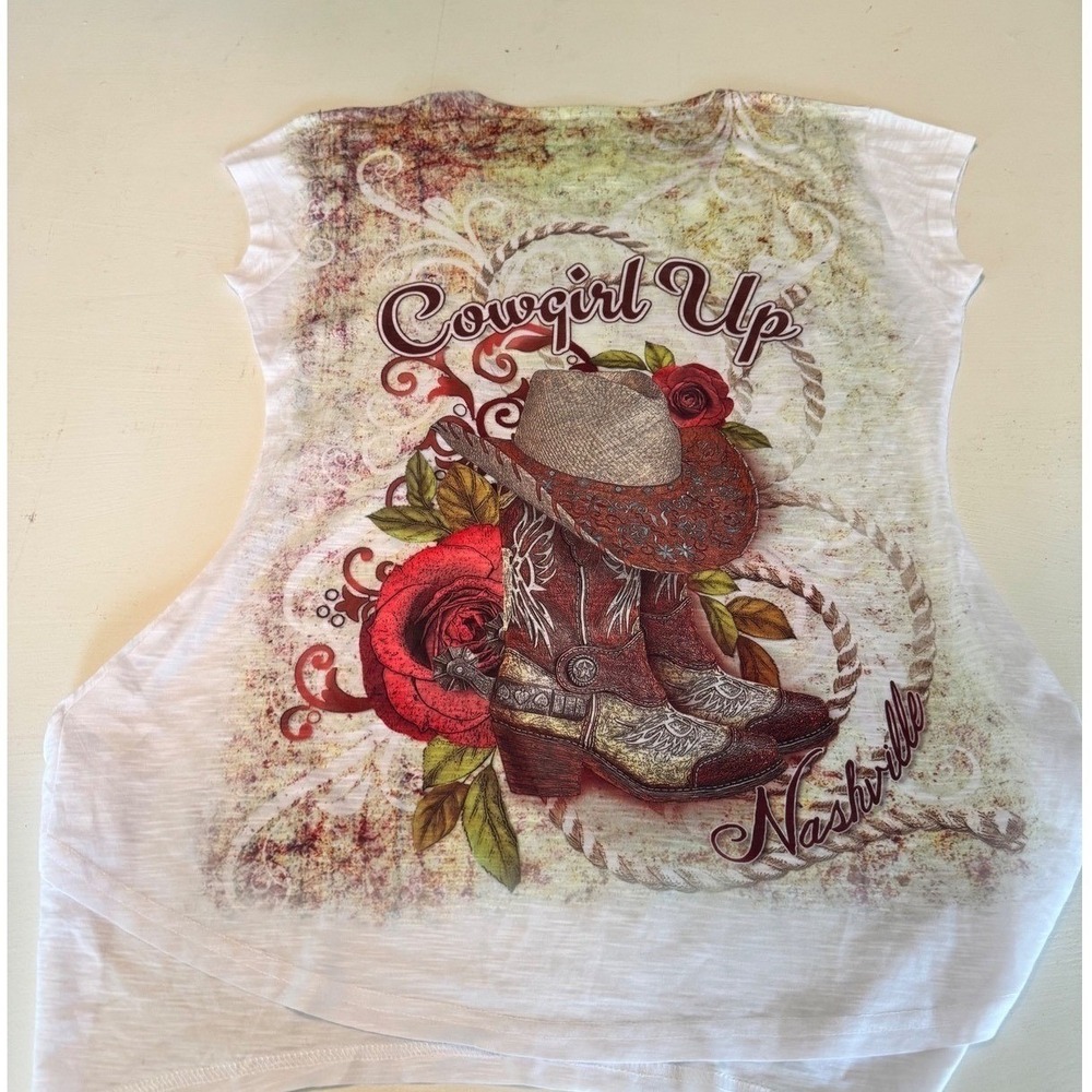 Sweet Gisele Nashville Cowgirl Up Graphic T-Shirt XXL White Western Sharkbite